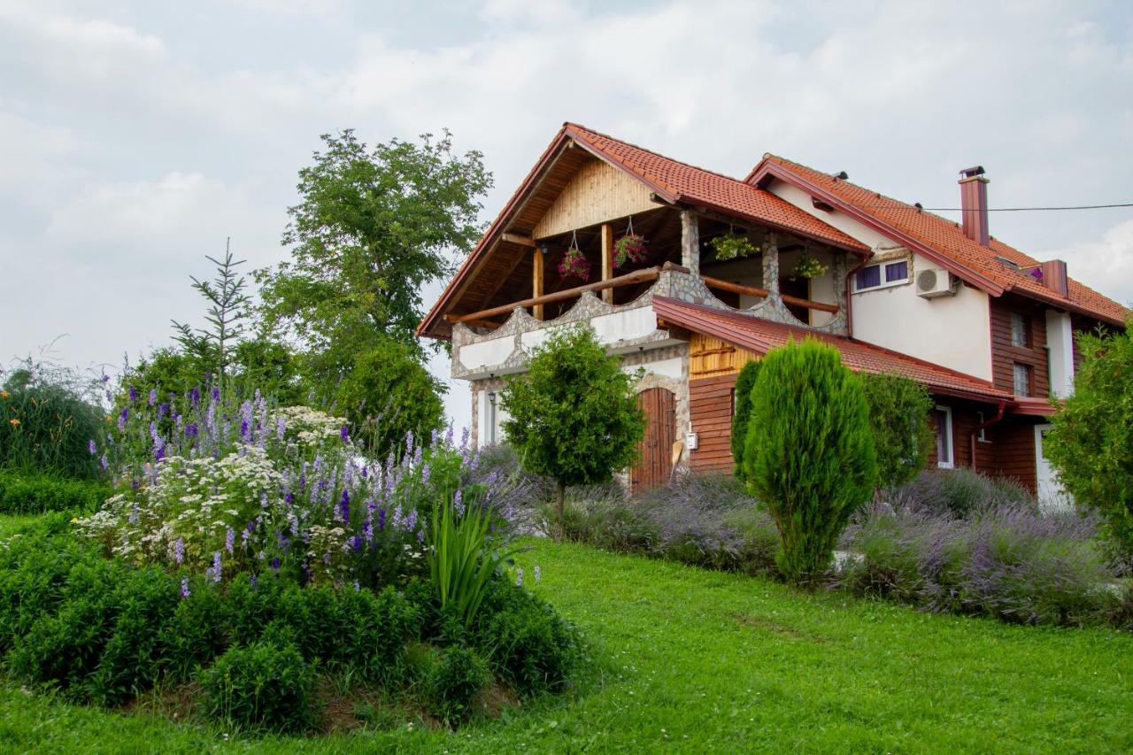 רקוביצה Lavanda Farm Apartmani מראה חיצוני תמונה